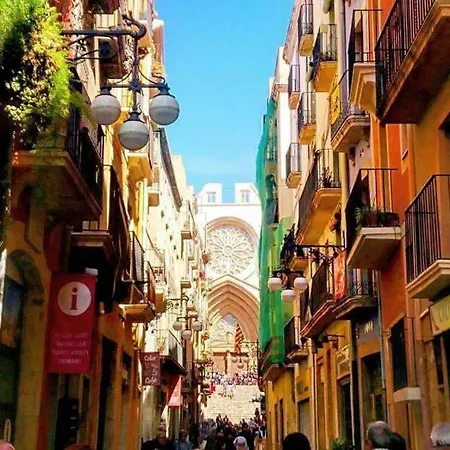 Amparito - Casc Antic Apartment Tarragona