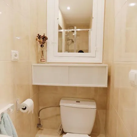 Amparito - Casc Antic Apartment *